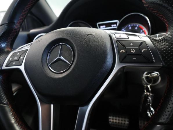 Mercedes-Benz CLA I (C117 X117) с пробегом 2014 года, цена 1 735 000 рублей, 157557 км, седан, Автокод Объявления