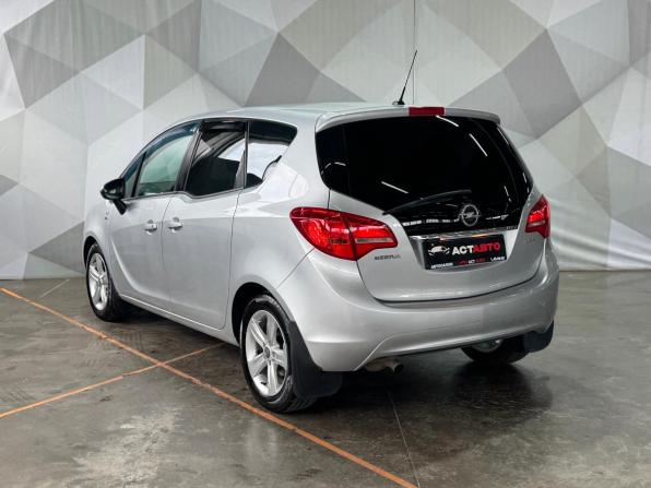 Opel Meriva B Рестайлинг с пробегом 2013 года, цена 820 000 рублей, 109000 км, минивэн, Автокод Объявления