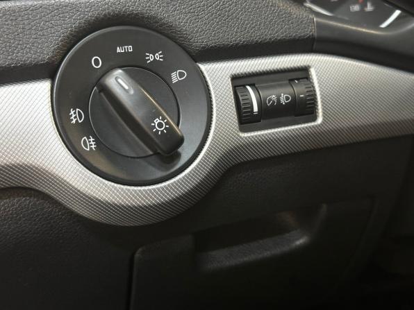 Skoda Octavia II (A5) Рестайлинг с пробегом 2010 года, цена 840 000 рублей, 176360 км, лифтбек, Автокод Объявления