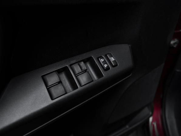 Toyota RAV4 IV (XA40) Рестайлинг с пробегом 2016 года, цена 2 290 000 рублей, 118719 км, внедорожник, Автокод Объявления