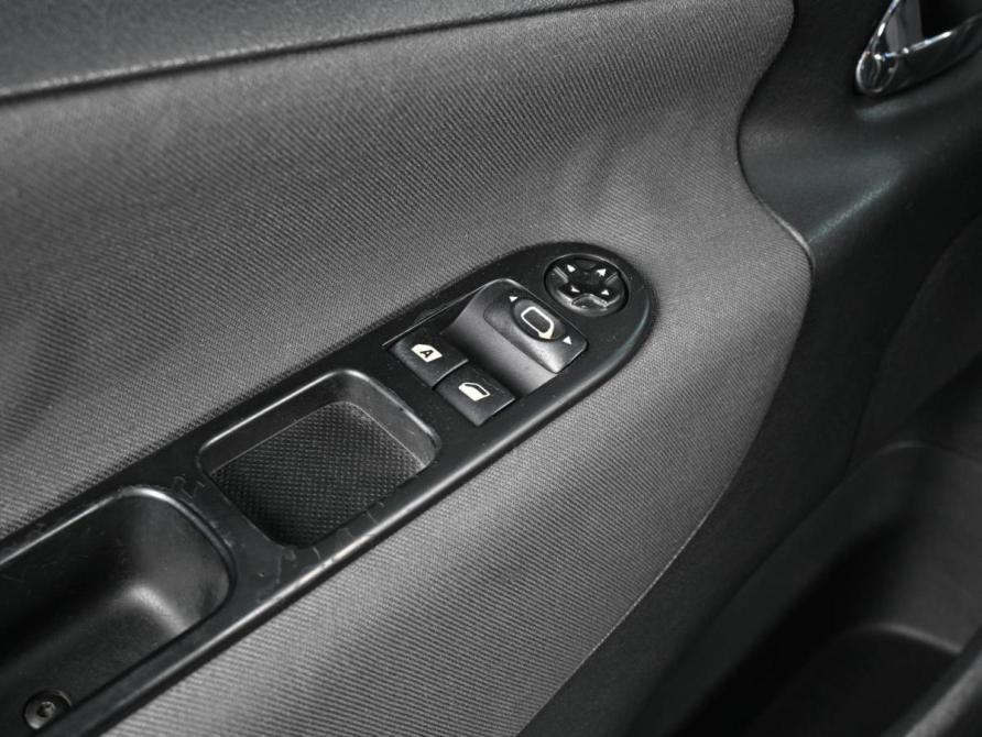 Peugeot 207 I Рестайлинг Ростов-на-Дону  - изображение 15