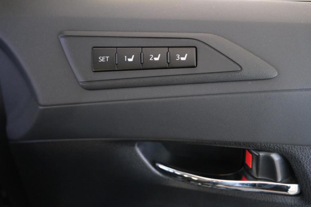 Toyota Vellfire II Рестайлинг Омск  - изображение 9