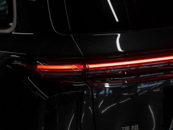 Li Auto (Lixiang) L9 I Рестайлинг с пробегом 2025 года, цена 8 900 000 рублей, 50 км, внедорожник, Автокод Объявления