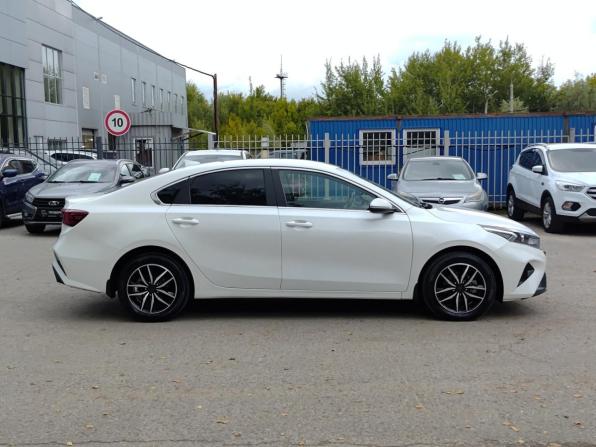 Kia Cerato IV Рестайлинг с пробегом 2022 года, цена 2 220 000 рублей, 103000 км, седан, Автокод Объявления
