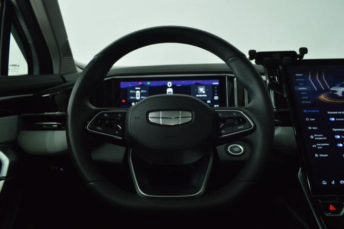 Geely Atlas II с пробегом 2024 года, цена 3 050 000 рублей, 11000 км, внедорожник, Автокод Объявления