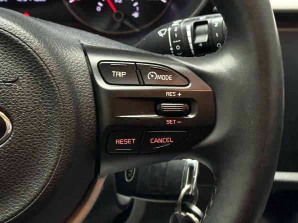 Kia Rio IV с пробегом 2018 года, цена 1 599 000 рублей, 123117 км, хэтчбек, Автокод Объявления