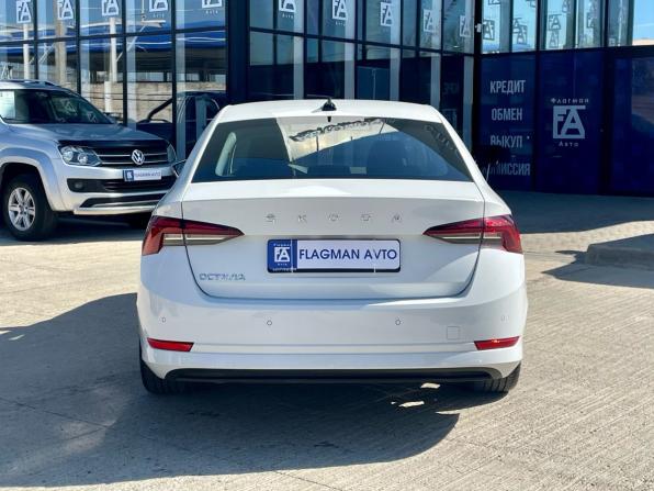 Skoda Octavia IV (A8) с пробегом 2020 года, цена 2 365 000 рублей, 141000 км, лифтбек, Автокод Объявления