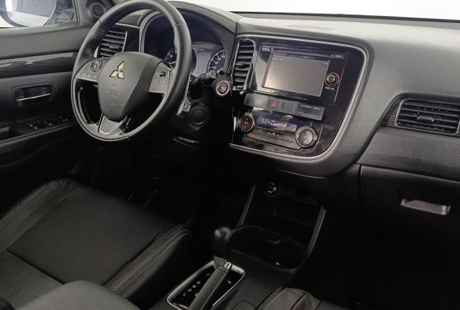 Mitsubishi Outlander III Рестайлинг 2 с пробегом 2016 года, цена 1 820 000 рублей, 142312 км, внедорожник, Автокод Объявления