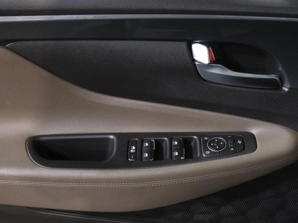 Hyundai Santa Fe IV Рестайлинг с пробегом 2022 года, цена 3 500 000 рублей, 74169 км, внедорожник, Автокод Объявления