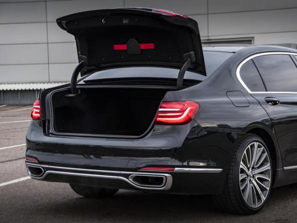 BMW 7 серии VI (G11/G12) с пробегом 2016 года, цена 3 500 000 рублей, 182000 км, седан, Автокод Объявления