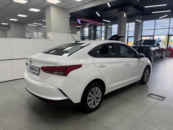 Hyundai Solaris II Рестайлинг с пробегом 2021 года, цена 1 650 000 рублей, 79524 км, седан, Автокод Объявления