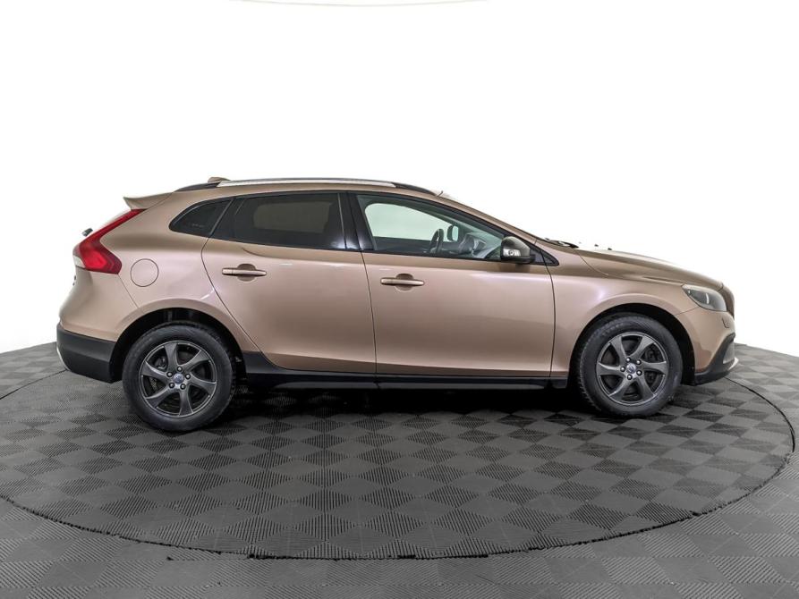Volvo V40 Cross Country I Москва  - изображение 4