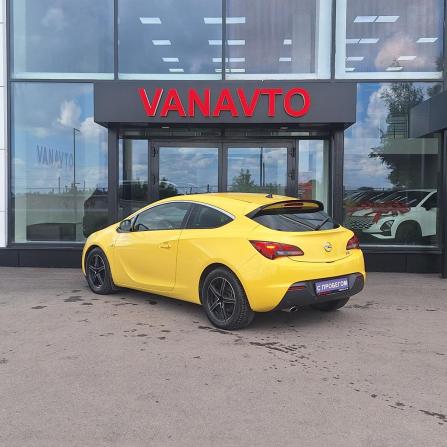 Opel Astra J Рестайлинг с пробегом 2013 года, цена 910 000 рублей, 125000 км, хэтчбек, Автокод Объявления