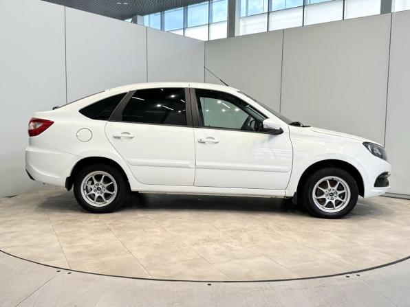 Lada (ВАЗ) Granta I Рестайлинг с пробегом 2020 года, цена 770 000 рублей, 53456 км, хэтчбек, Автокод Объявления