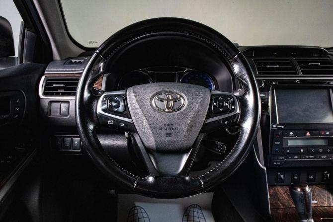 Toyota Camry VII (XV50) Рестайлинг 2 с пробегом 2017 года, цена 2 449 000 рублей, 207367 км, седан, Автокод Объявления