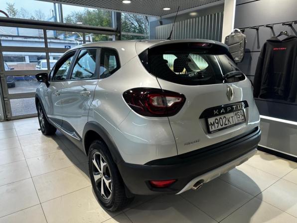 Renault Kaptur I с пробегом 2018 года, цена 1 430 000 рублей, 58905 км, внедорожник, Автокод Объявления