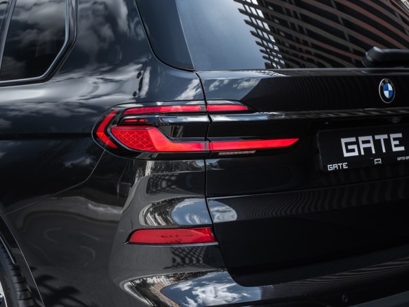 Новый BMW X7 I (G07) Рестайлинг 2024 года, цена 21 172 900 рублей, внедорожник, Автокод Объявления