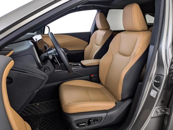 Lexus RX V с пробегом 2025 года, цена 7 510 000 рублей, 14995 км, внедорожник, Автокод Объявления