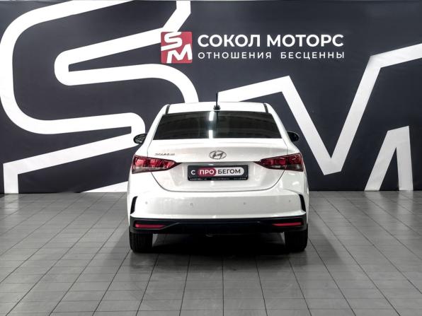 Hyundai Solaris II Рестайлинг с пробегом 2021 года, цена 1 899 900 рублей, 67000 км, седан, Автокод Объявления