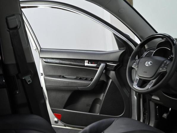 Kia Sorento II Рестайлинг с пробегом 2012 года, цена 1 249 000 рублей, 241000 км, внедорожник, Автокод Объявления