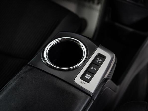 Toyota Prius Alpha I (ZVW40/41) Рестайлинг с пробегом 2014 года, цена 1 415 300 рублей, 142253 км, универсал, Автокод Объявления