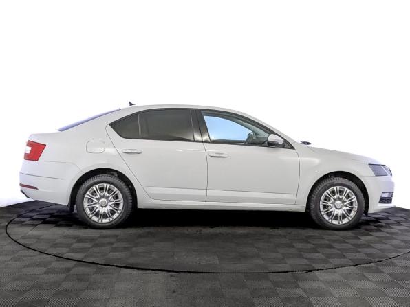 Skoda Octavia III (A7) Рестайлинг с пробегом 2019 года, цена 1 725 000 рублей, 107653 км, лифтбек, Автокод Объявления