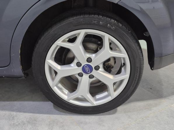 Ford Focus II с пробегом 2006 года, цена 350 000 рублей, 334700 км, седан, Автокод Объявления