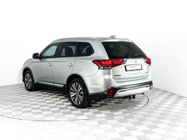 Mitsubishi Outlander III Рестайлинг 3 с пробегом 2019 года, цена 2 091 000 рублей, 127000 км, внедорожник, Автокод Объявления