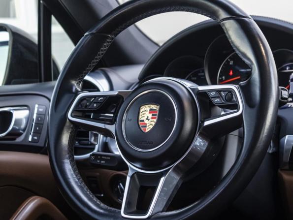 Porsche Cayenne II Рестайлинг (958) с пробегом 2016 года, цена 4 100 000 рублей, 260532 км, внедорожник, Автокод Объявления