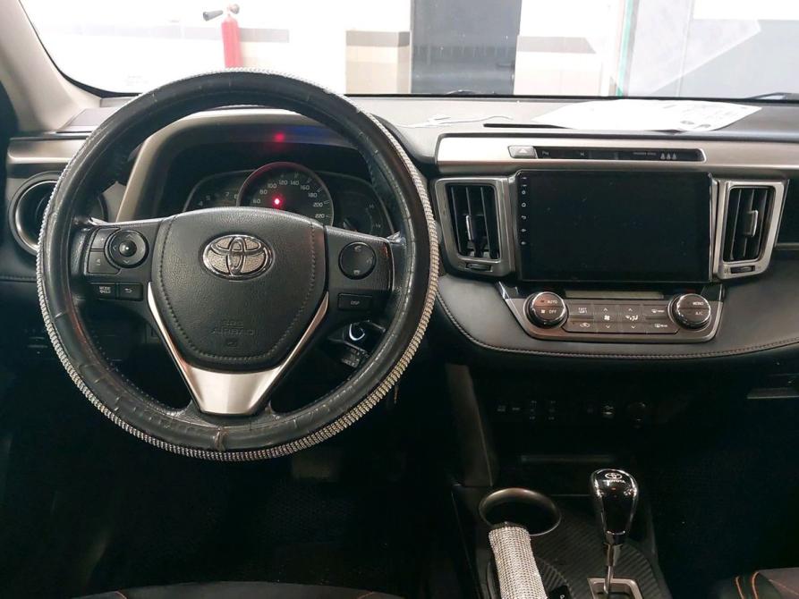 Toyota RAV4 IV (XA40) Москва  - изображение 8