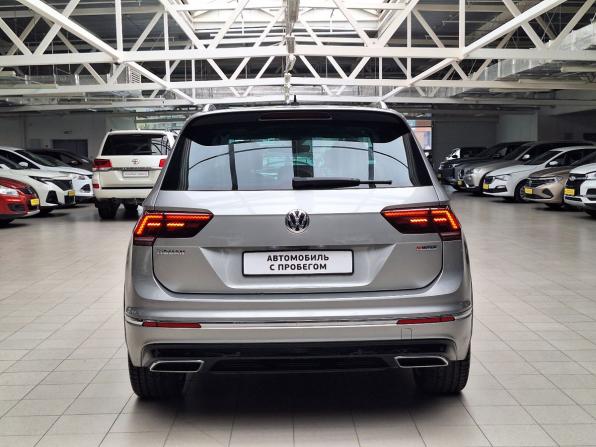 Volkswagen Tiguan II с пробегом 2019 года, цена 2 500 000 рублей, 217218 км, внедорожник, Автокод Объявления