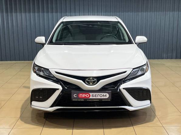 Toyota Camry VIII (XV70) Рестайлинг с пробегом 2020 года, цена 2 889 900 рублей, 50000 км, седан, Автокод Объявления