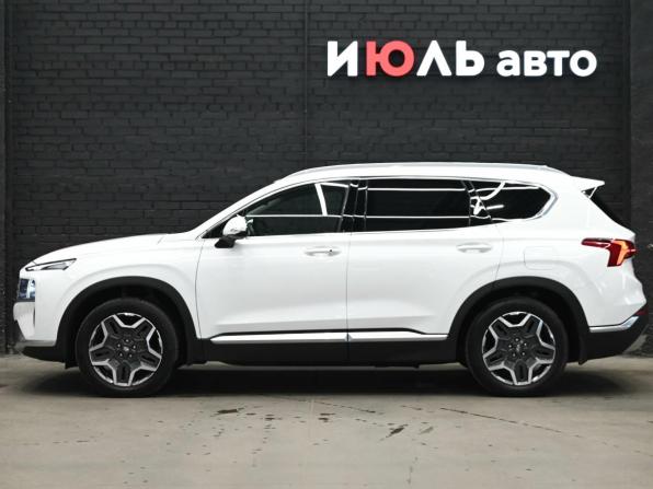 Hyundai Santa Fe IV Рестайлинг с пробегом 2023 года, цена 4 160 000 рублей, 61180 км, внедорожник, Автокод Объявления
