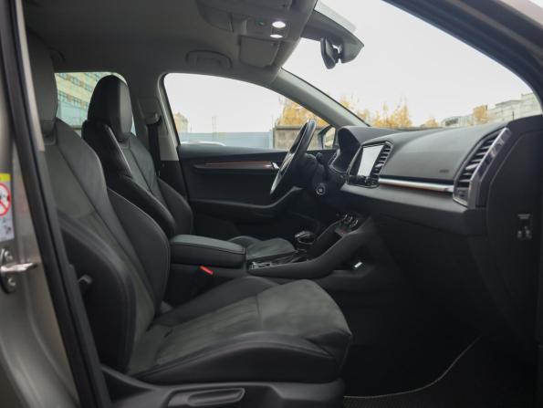 Skoda Karoq I с пробегом 2020 года, цена 2 449 000 рублей, 109210 км, внедорожник, Автокод Объявления
