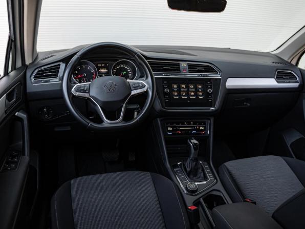 Volkswagen Tiguan II Рестайлинг с пробегом 2021 года, цена 2 650 000 рублей, 88519 км, внедорожник, Автокод Объявления