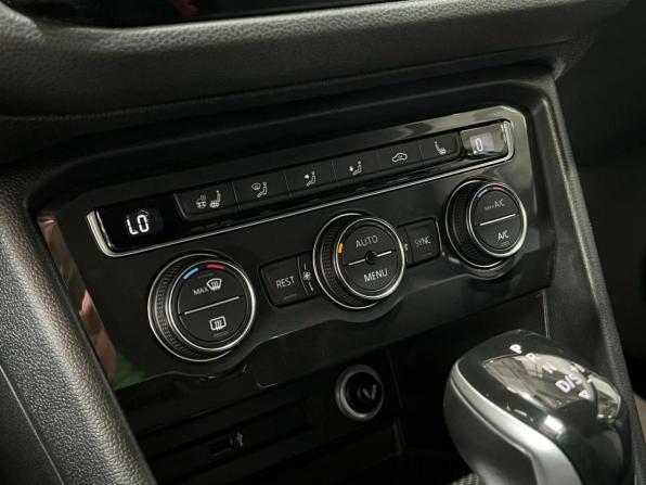 Volkswagen Tiguan II с пробегом 2017 года, цена 1 950 000 рублей, 160023 км, внедорожник, Автокод Объявления