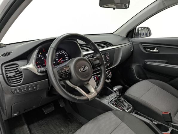 Kia Rio IV Рестайлинг с пробегом 2021 года, цена 1 640 000 рублей, 57227 км, седан, Автокод Объявления