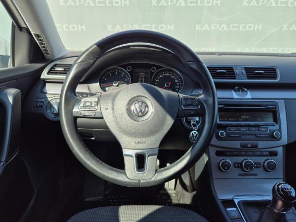 Volkswagen Passat B7 с пробегом 2014 года, цена 1 370 000 рублей, 163788 км, седан, Автокод Объявления
