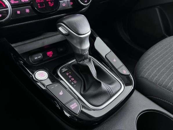 Kia Soul III с пробегом 2021 года, цена 1 797 000 рублей, 57112 км, хэтчбек, Автокод Объявления