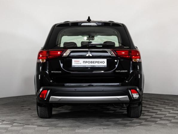 Mitsubishi Outlander III Рестайлинг 2 с пробегом 2017 года, цена 1 899 000 рублей, 82581 км, внедорожник, Автокод Объявления