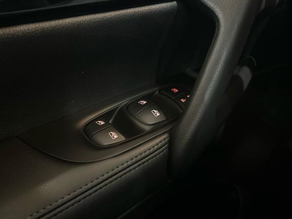 Nissan Qashqai II Рестайлинг с пробегом 2021 года, цена 2 239 000 рублей, 53493 км, внедорожник, Автокод Объявления