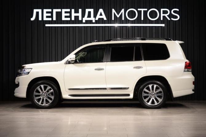Toyota Land Cruiser 200 Series Рестайлинг 2 с пробегом 2018 года, цена 7 865 000 рублей, 62123 км, внедорожник, Автокод Объявления