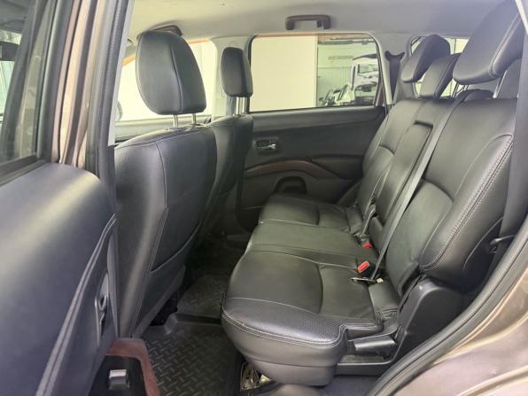 Mitsubishi Outlander II Рестайлинг с пробегом 2012 года, цена 1 190 000 рублей, 200863 км, внедорожник, Автокод Объявления