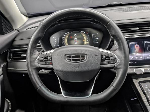Geely Atlas Pro с пробегом 2022 года, цена 1 950 000 рублей, 63928 км, внедорожник, Автокод Объявления