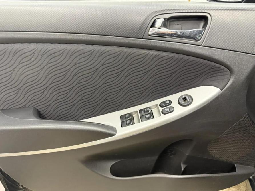 Hyundai Solaris I Набережные Челны  - изображение 6