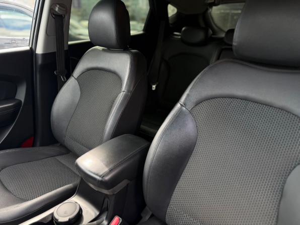 Hyundai ix35 I с пробегом 2013 года, цена 1 369 000 рублей, 168283 км, внедорожник, Автокод Объявления