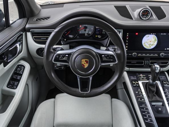 Porsche Macan I Рестайлинг с пробегом 2019 года, цена 4 702 500 рублей, 89002 км, внедорожник, Автокод Объявления