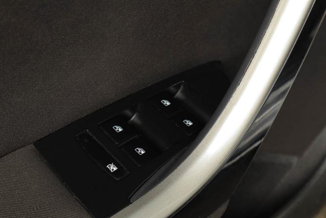 Opel Astra J с пробегом 2010 года, цена 1 019 000 рублей, 133560 км, хэтчбек, Автокод Объявления