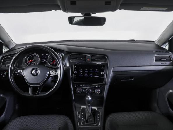 Volkswagen Golf VII Рестайлинг с пробегом 2018 года, цена 1 985 000 рублей, 91687 км, хэтчбек, Автокод Объявления