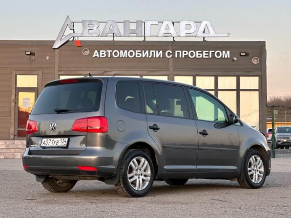 Volkswagen Touran I Рестайлинг 2 с пробегом 2011 года, цена 970 000 рублей, 187400 км, компактвэн, Автокод Объявления